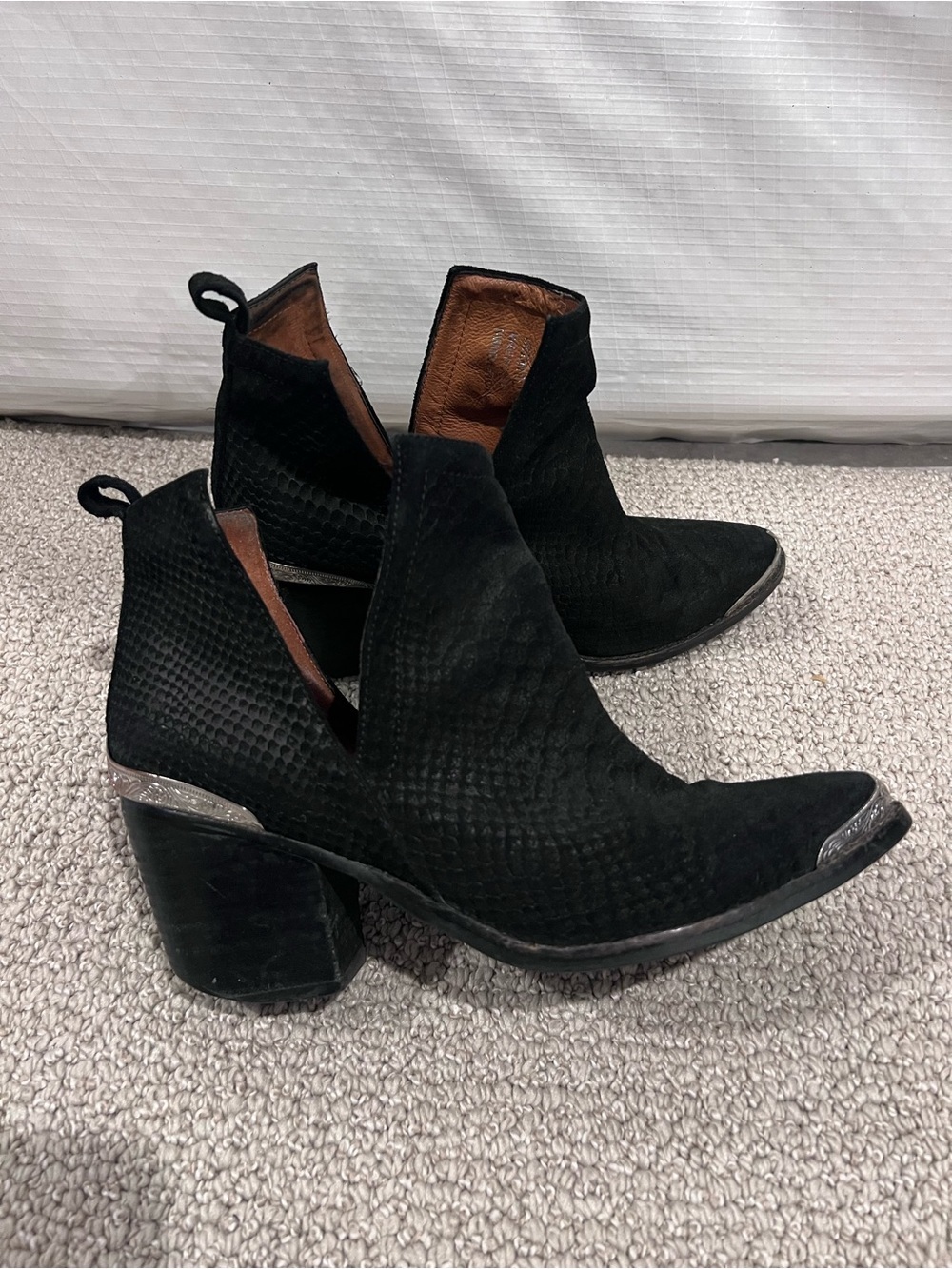 Jeffrey Campbell Cromwell Ankle Boot Pointed Women’s Size 9.5 Black Leather $175